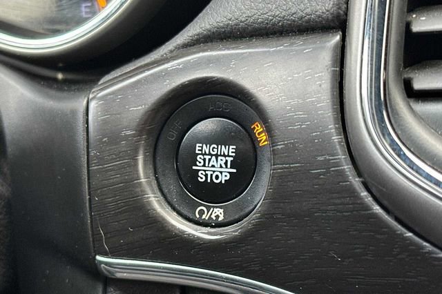 Used 2018 Jeep Grand Cherokee Limited image 21