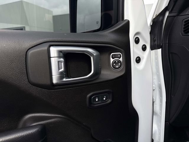 Used 2023 Jeep Wrangler Rubicon image 9