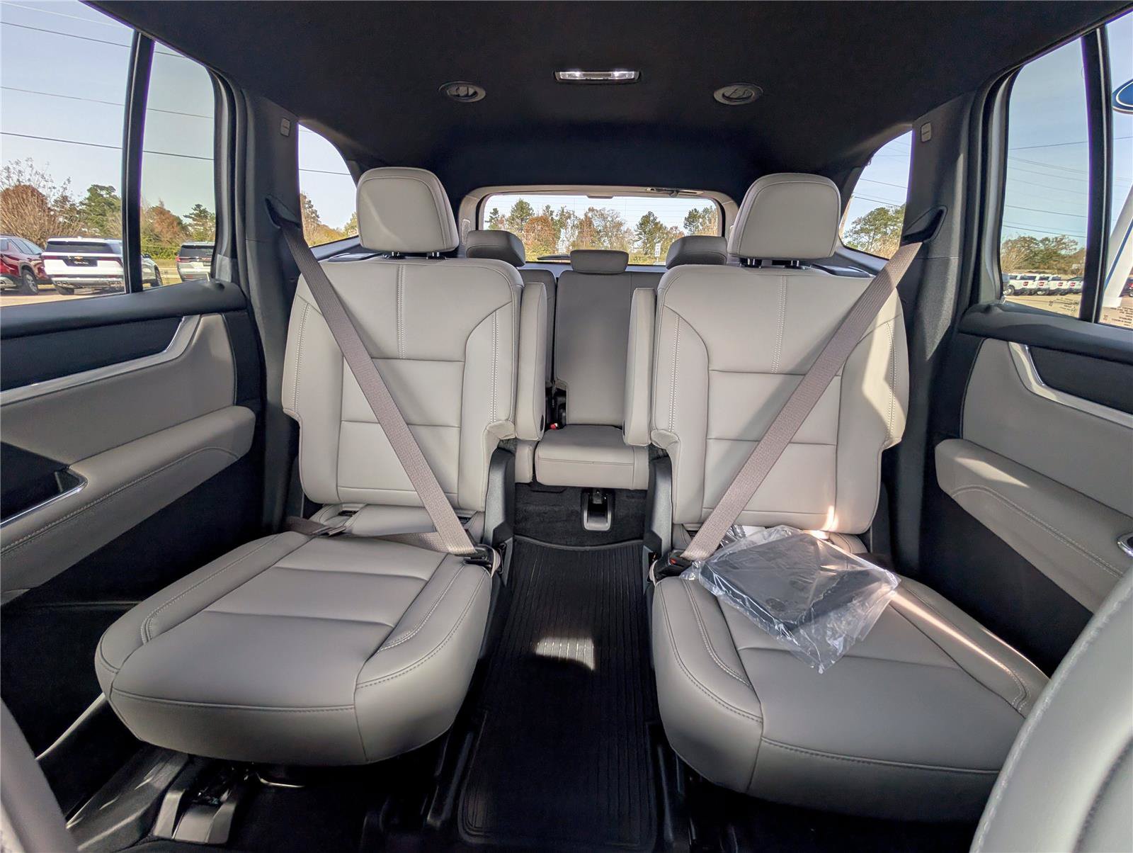 New 2026 GMC Acadia Elevation w/ Elevation Premium Package FWD image 12