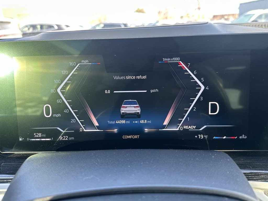 Used 2024 BMW X7 xDrive40i w/ Executive Package image 30