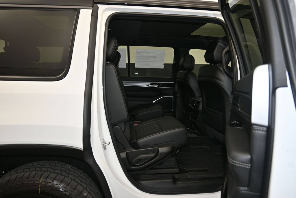 New 2026 Jeep Grand Wagoneer 4WD w/ Quick Order Packge 29V Upland image 28