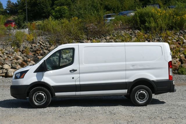 Used 2018 Ford Transit 250 130 Low Roof image 3