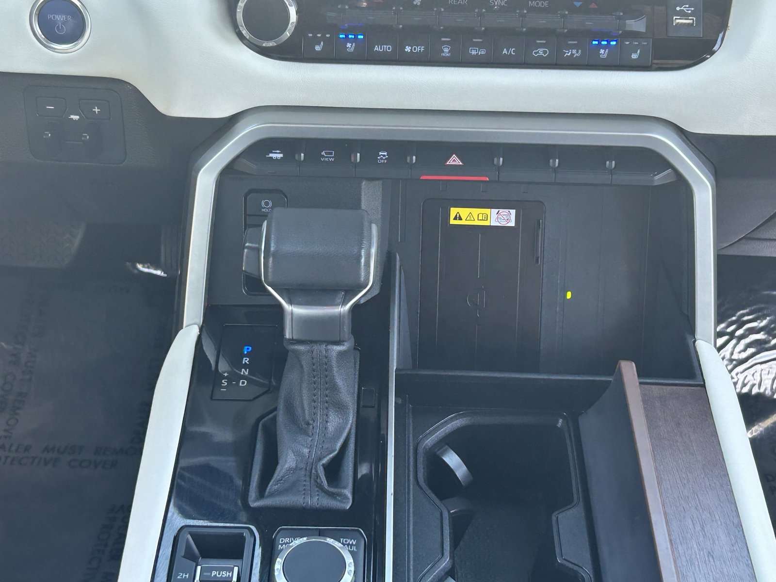 Used 2023 Toyota Sequoia Capstone AWD/4WD image 23