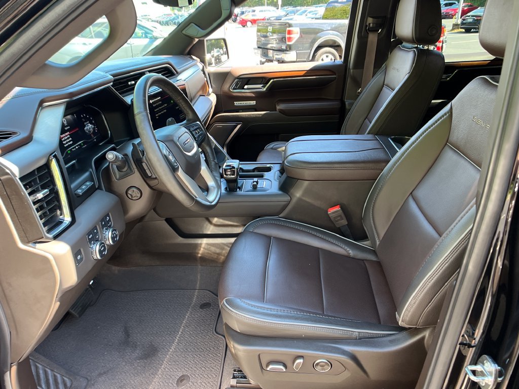 Used 2024 GMC Sierra 1500 Denali w/ Denali Reserve Package AWD/4WD image 9