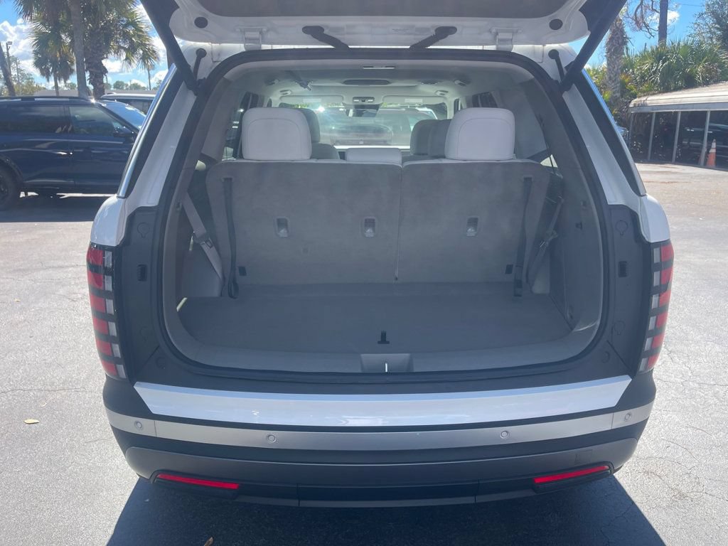 Used 2026 Hyundai Palisade SEL FWD image 5