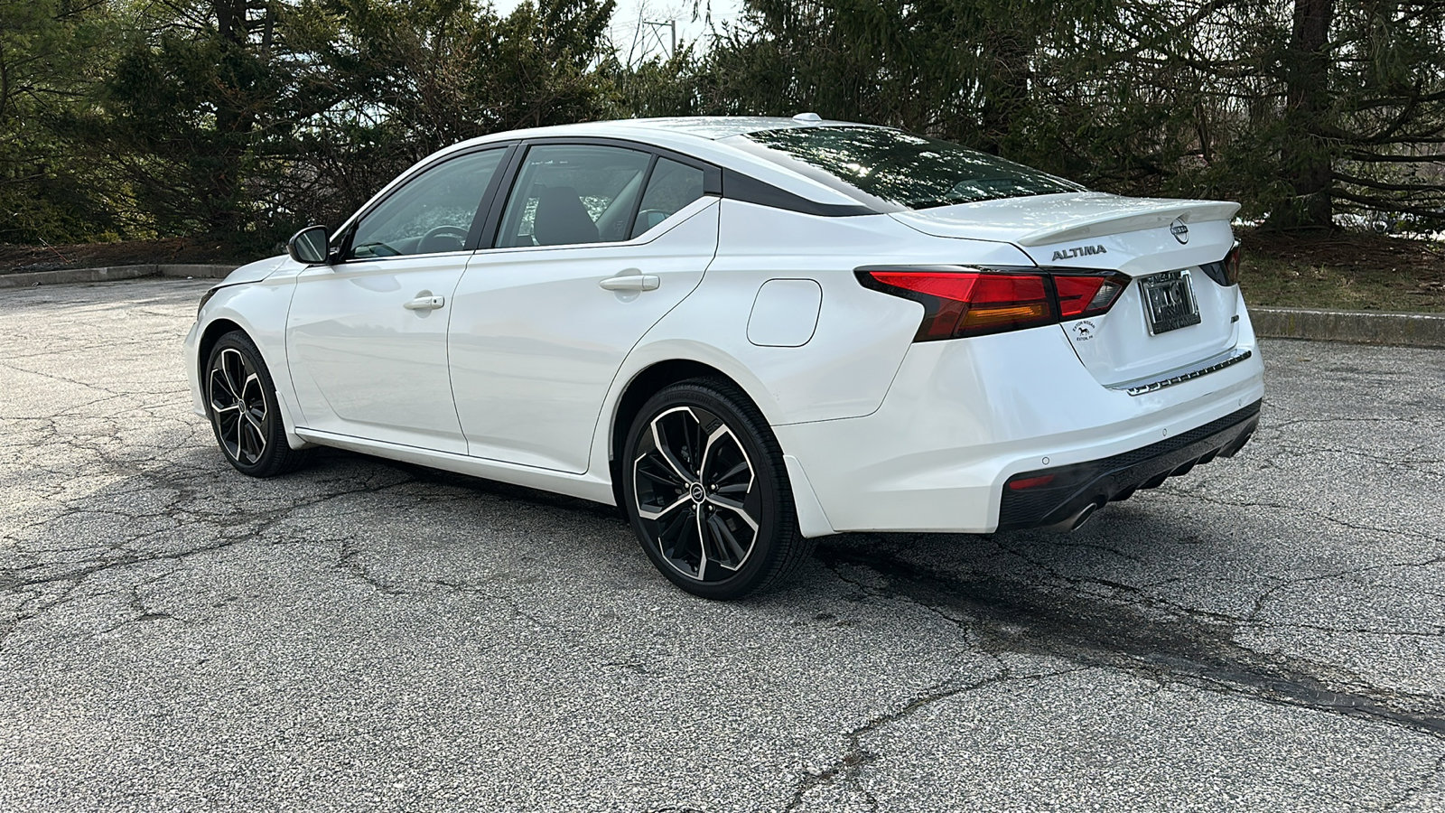 Certified 2023 Nissan Altima 2.5 SR image 7