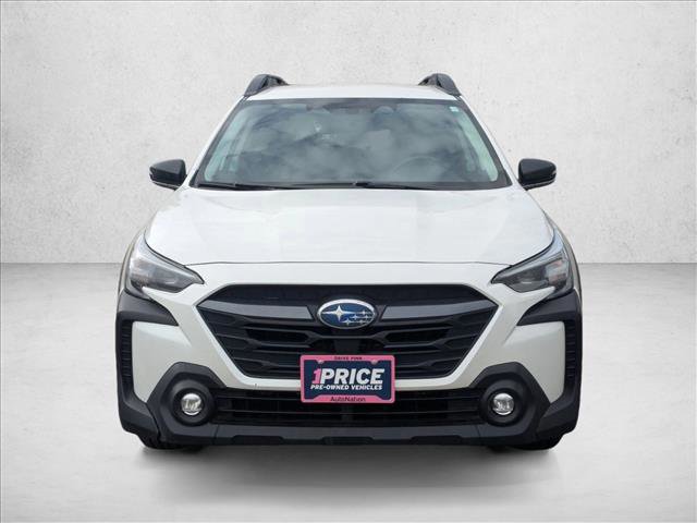 Used 2023 Subaru Outback Premium image 2