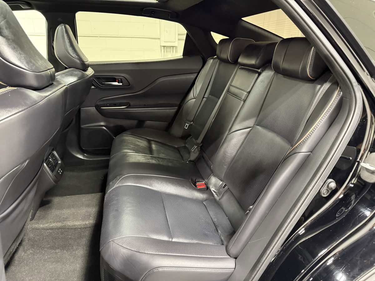 Used 2023 Toyota Crown w/ Advanced Technology Package image 19