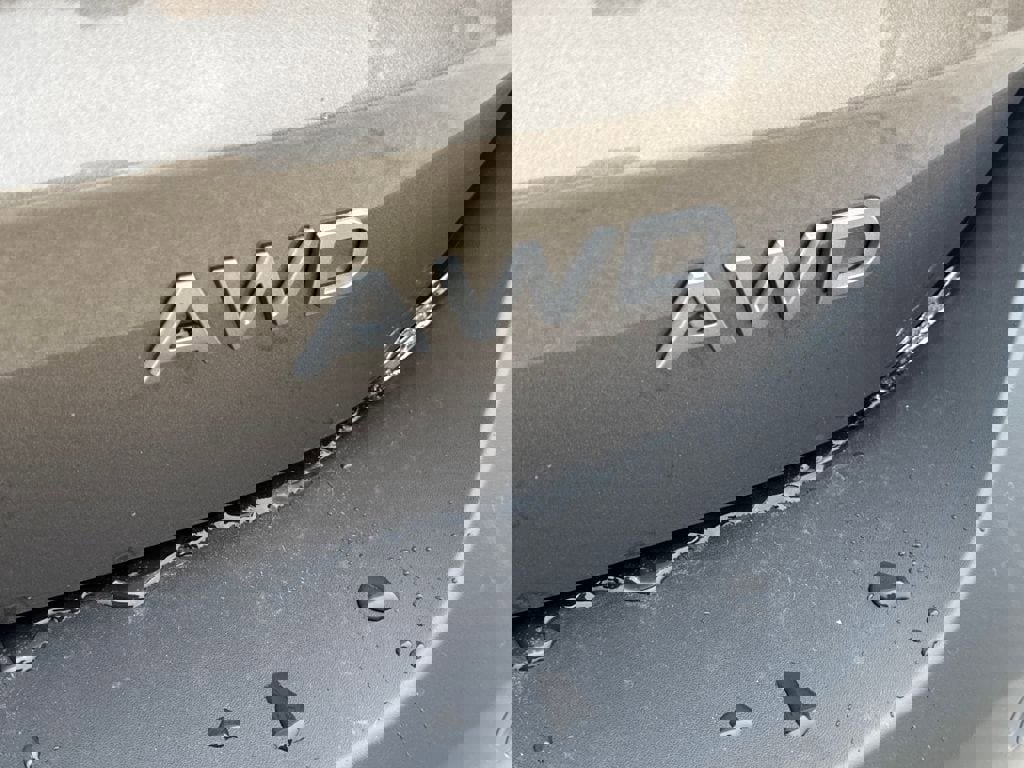 New 2026 Nissan Kicks SV w/ SV Premium Package image 5