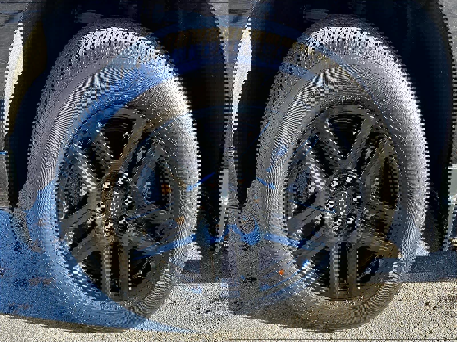 Used 2023 Chevrolet Silverado 1500 RST w/ Rally Edition AWD/4WD image 7