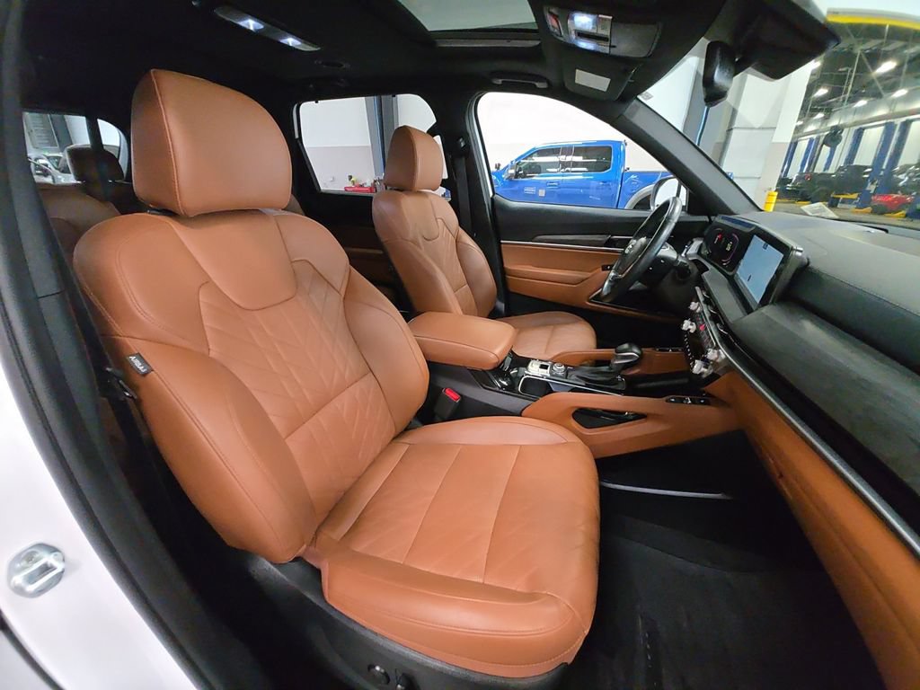 Used 2024 Kia Telluride EX X-Line AWD/4WD image 29
