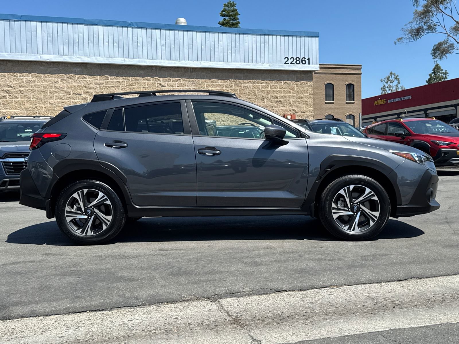 Used 2024 Subaru Crosstrek 2.0i Premium AWD/4WD image 5