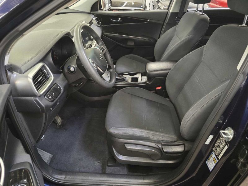 Used 2020 Kia Sorento LX FWD image 6