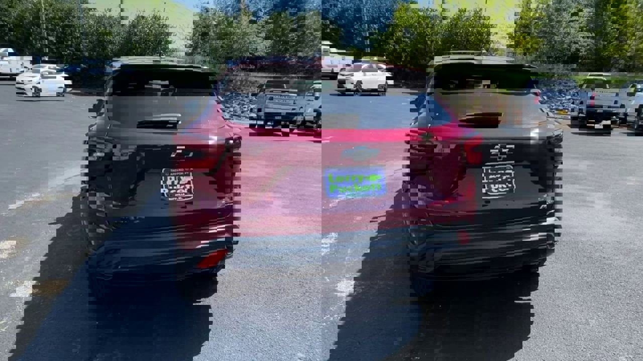 Used 2024 Chevrolet Trax RS w/ Sunroof Package image 7