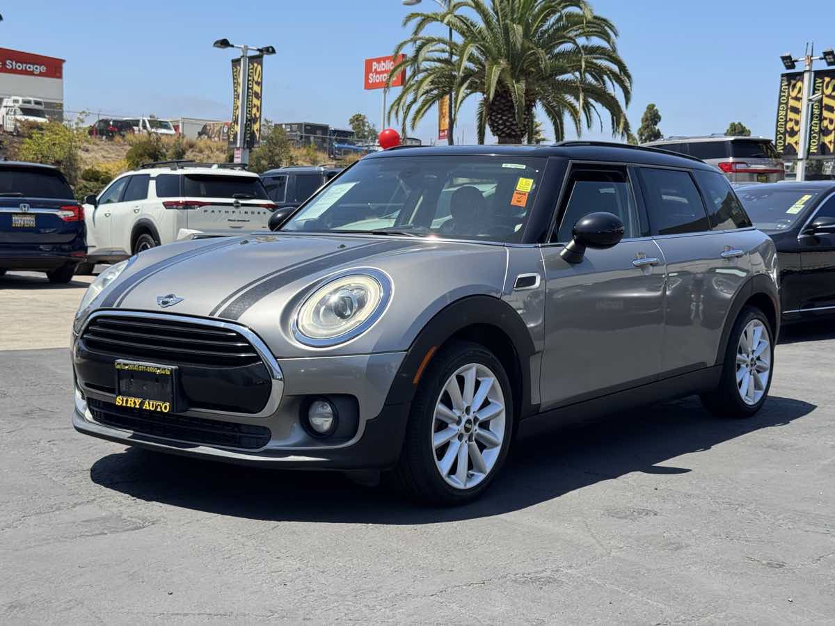 Used 2016 MINI Cooper Clubman FWD image 4
