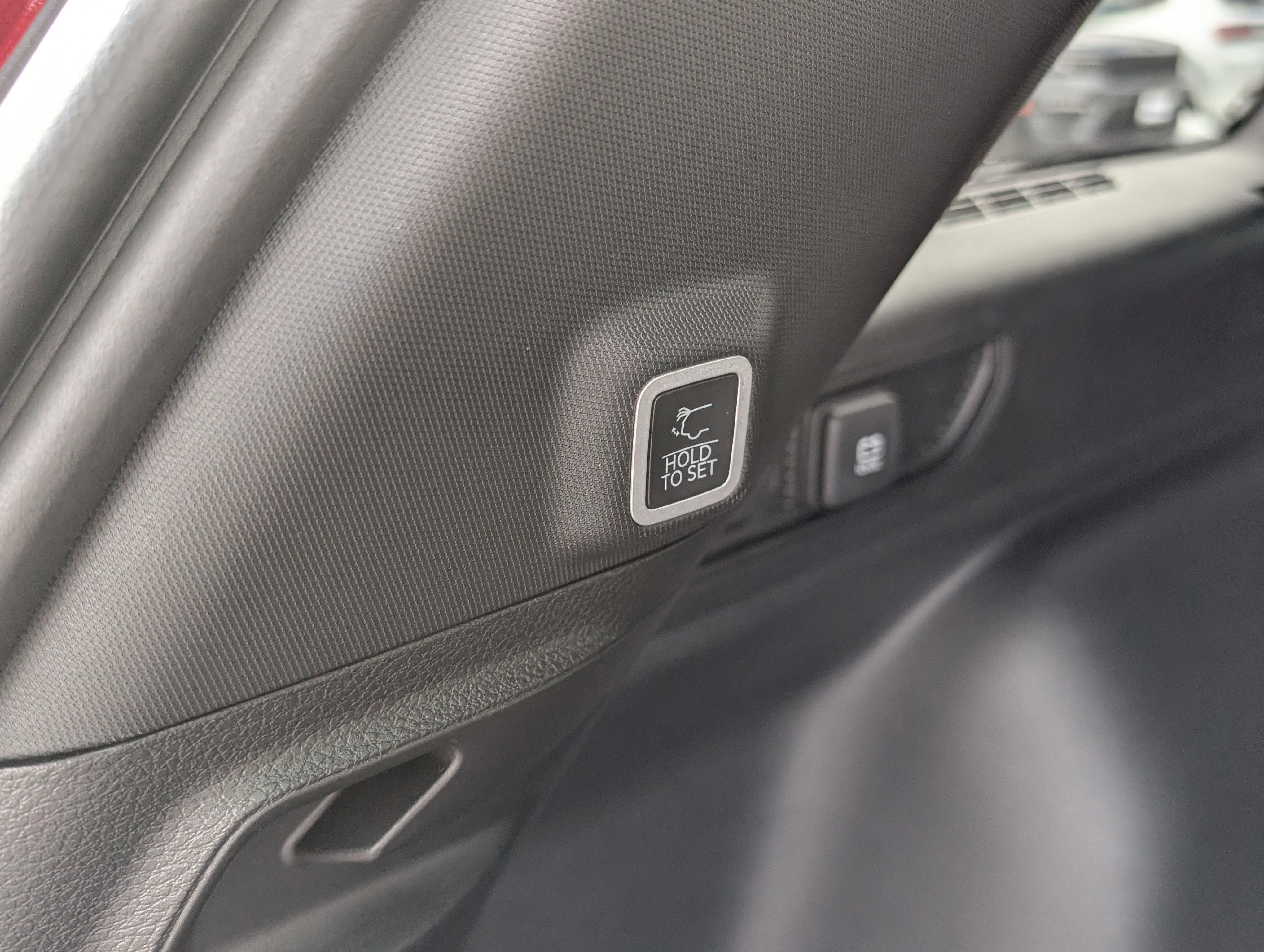 New 2026 Jeep Grand Cherokee Altitude image 9