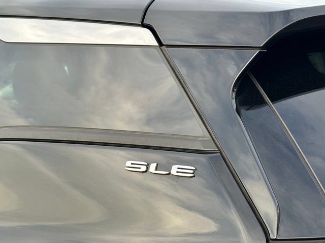 Used 2024 GMC Terrain SLE AWD/4WD image 14