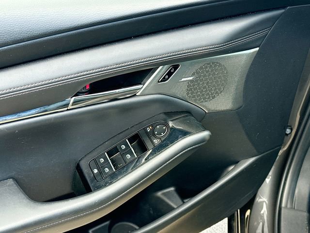 Used 2019 MAZDA MAZDA3 AWD Hatchback w/ Preferred Pkg image 19