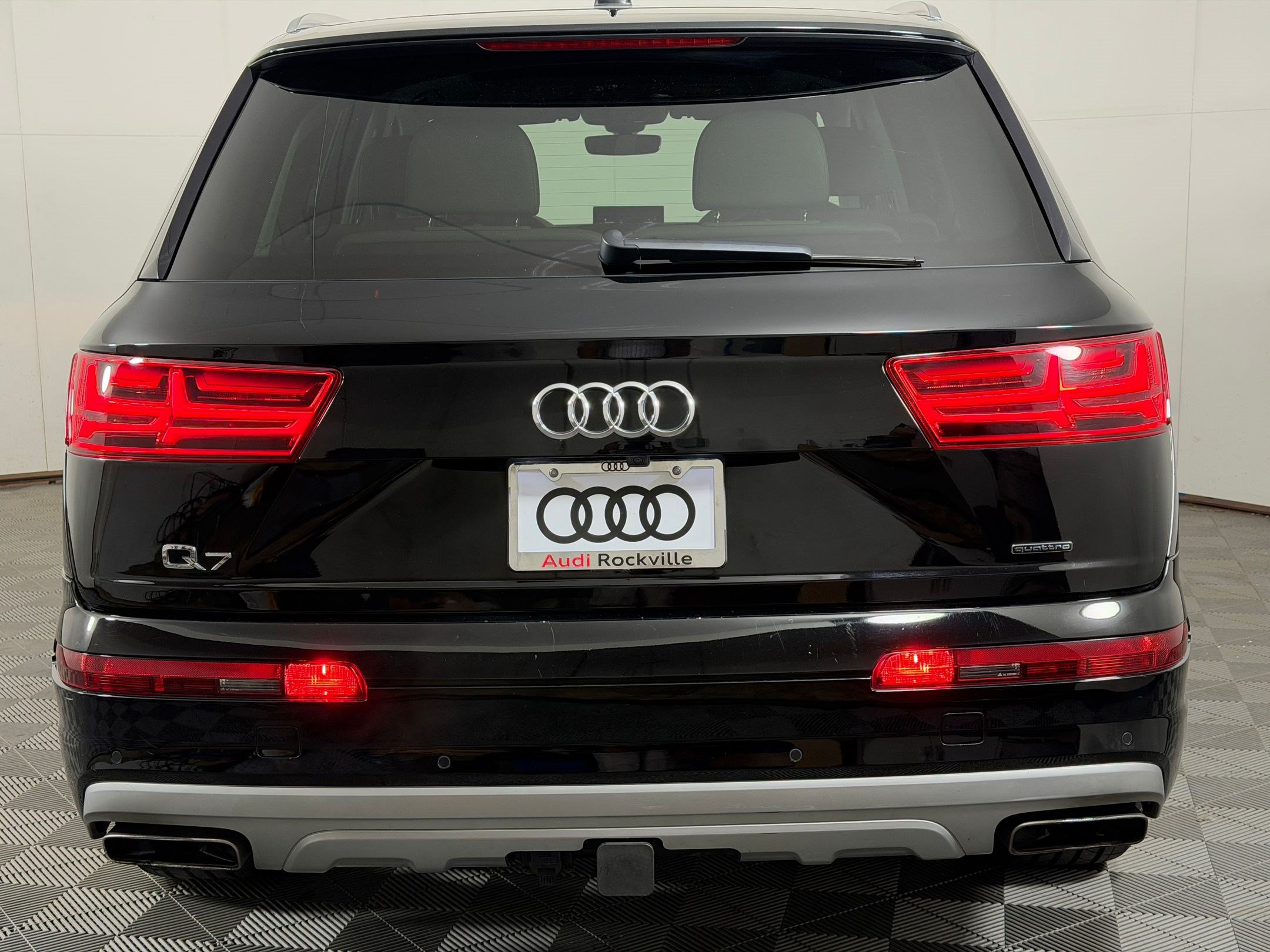 Used 2019 Audi Q7 3.0T Premium AWD/4WD image 10