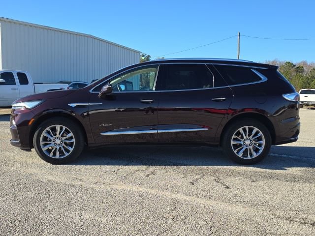 Used 2022 Buick Enclave Avenir w/ Avenir Technology Package image 2
