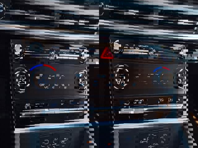 New 2026 Hyundai Santa Fe SE image 19