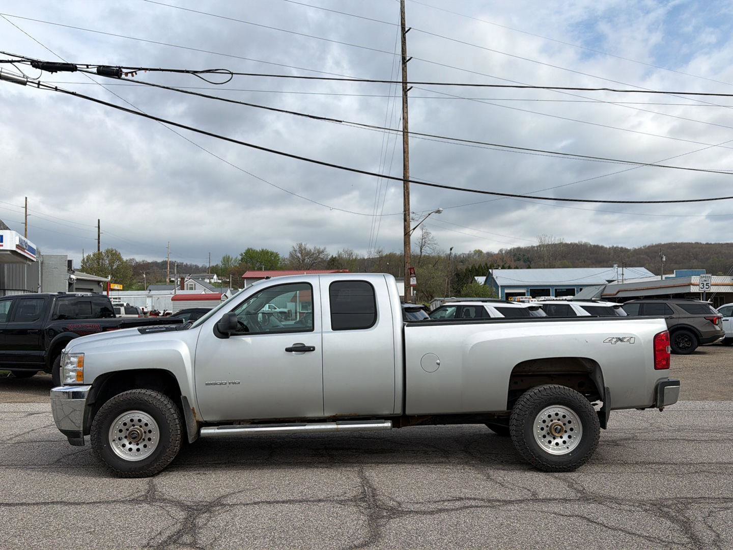 Used 2012 Chevrolet Silverado 2500 W/T w/ Snow Plow Prep Package image 8