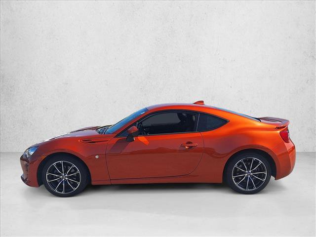 Used 2017 Toyota 86 RWD image 8