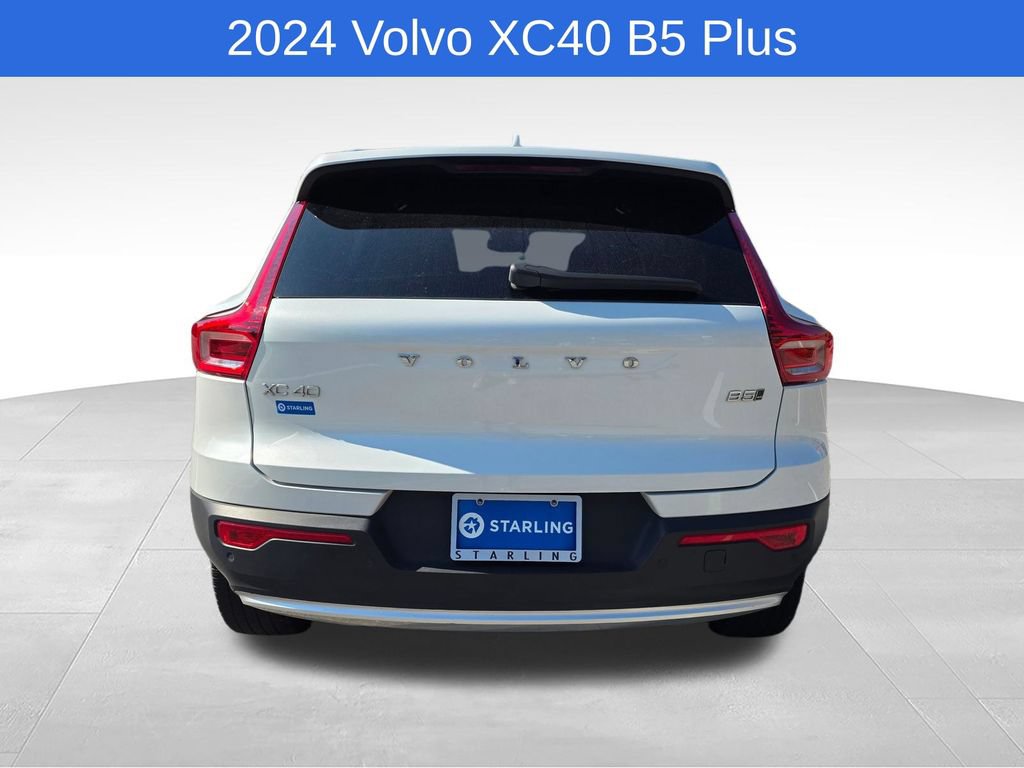 Used 2024 Volvo XC40 B5 Plus w/ Protection Package Premier AWD/4WD image 7
