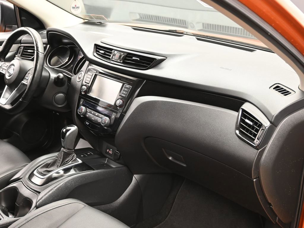 Used 2022 Nissan Rogue Sport SL image 36