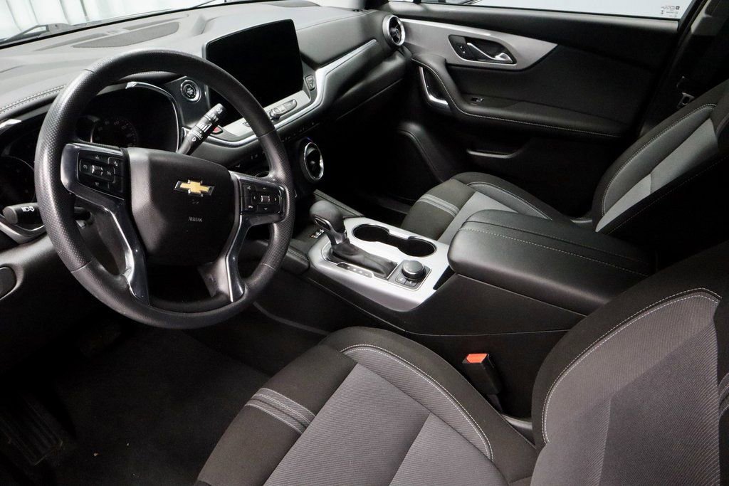 Used 2024 Chevrolet Blazer LT w/ Convenience Package image 21