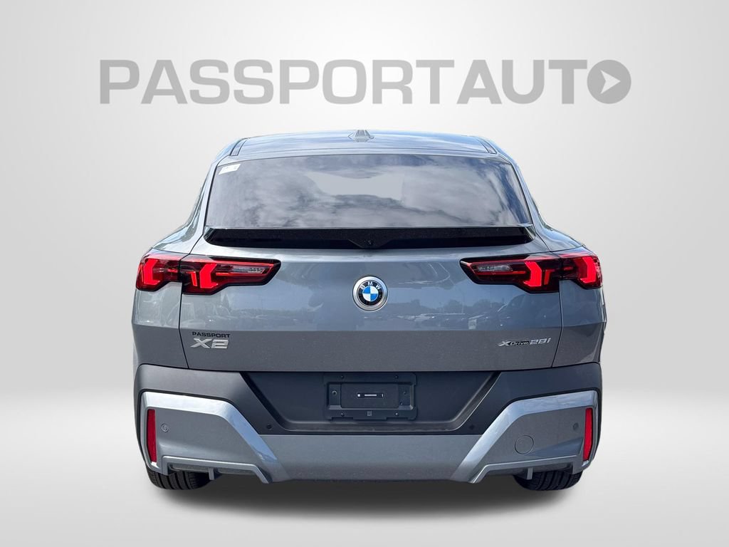 New 2026 BMW X2 xDrive28i w/ Technology Package AWD/4WD image 5