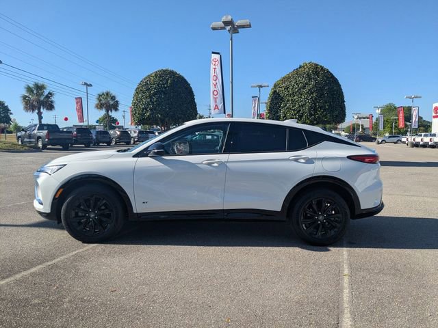 Used 2025 Buick Envista Sport Touring image 6