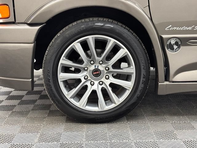 Used 2019 GMC Savana 2500 w/ Enhanced Convenience Package RWD image 49