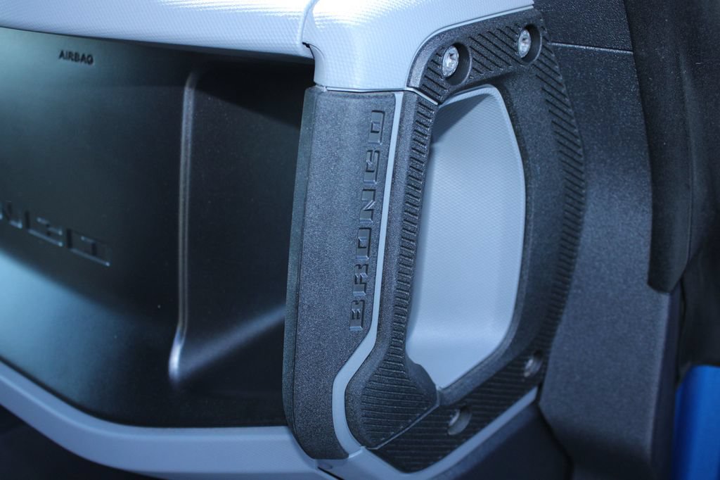 Used 2023 Ford Bronco 4-Door AWD/4WD image 29