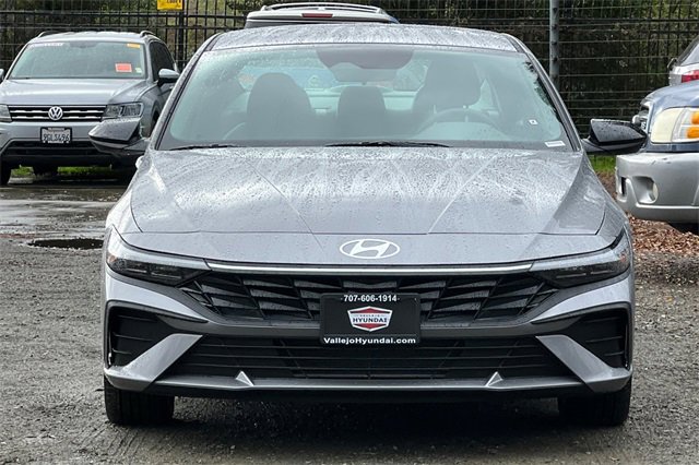 New 2026 Hyundai Elantra Sport image 3