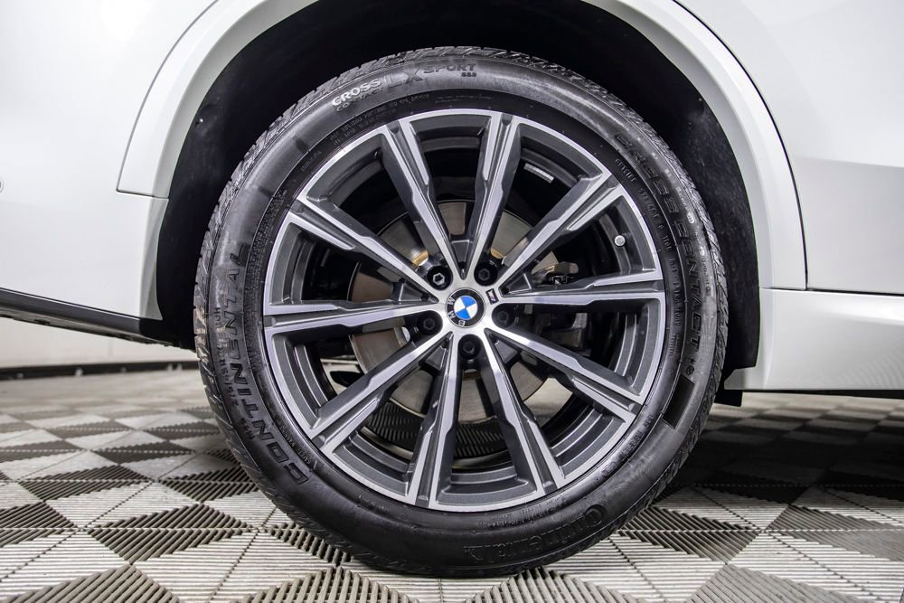 Used 2026 BMW X5 xDrive40i w/ M Sport Package image 44