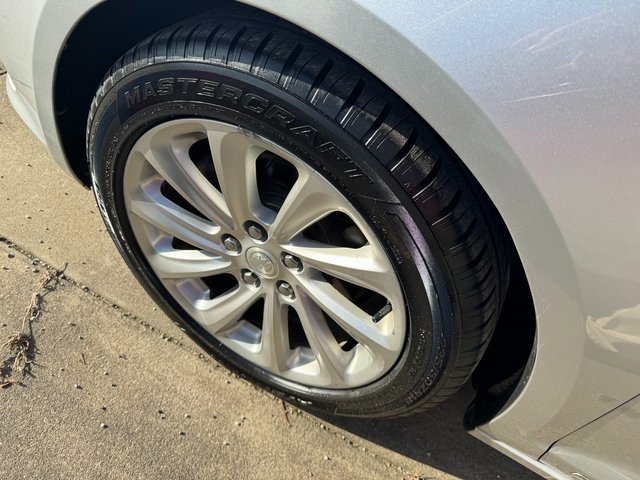 Used 2016 Buick LaCrosse Leather image 17