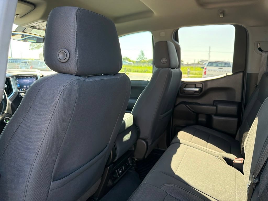 Used 2020 Chevrolet Silverado 1500 LT w/ Texas Edition AWD/4WD image 15