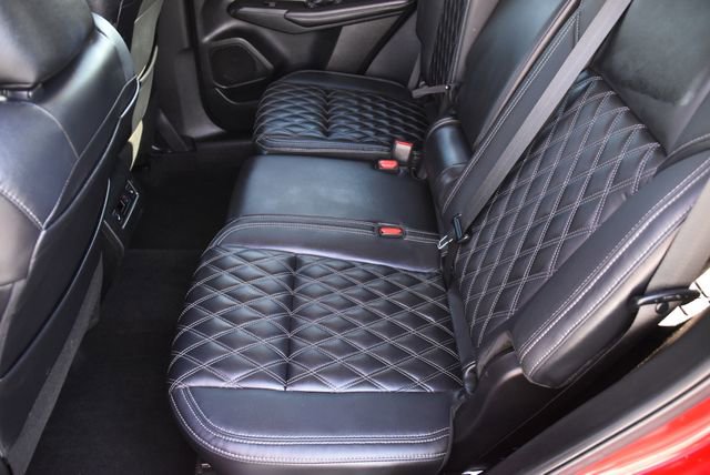 Used 2023 Mitsubishi Outlander AWD image 18