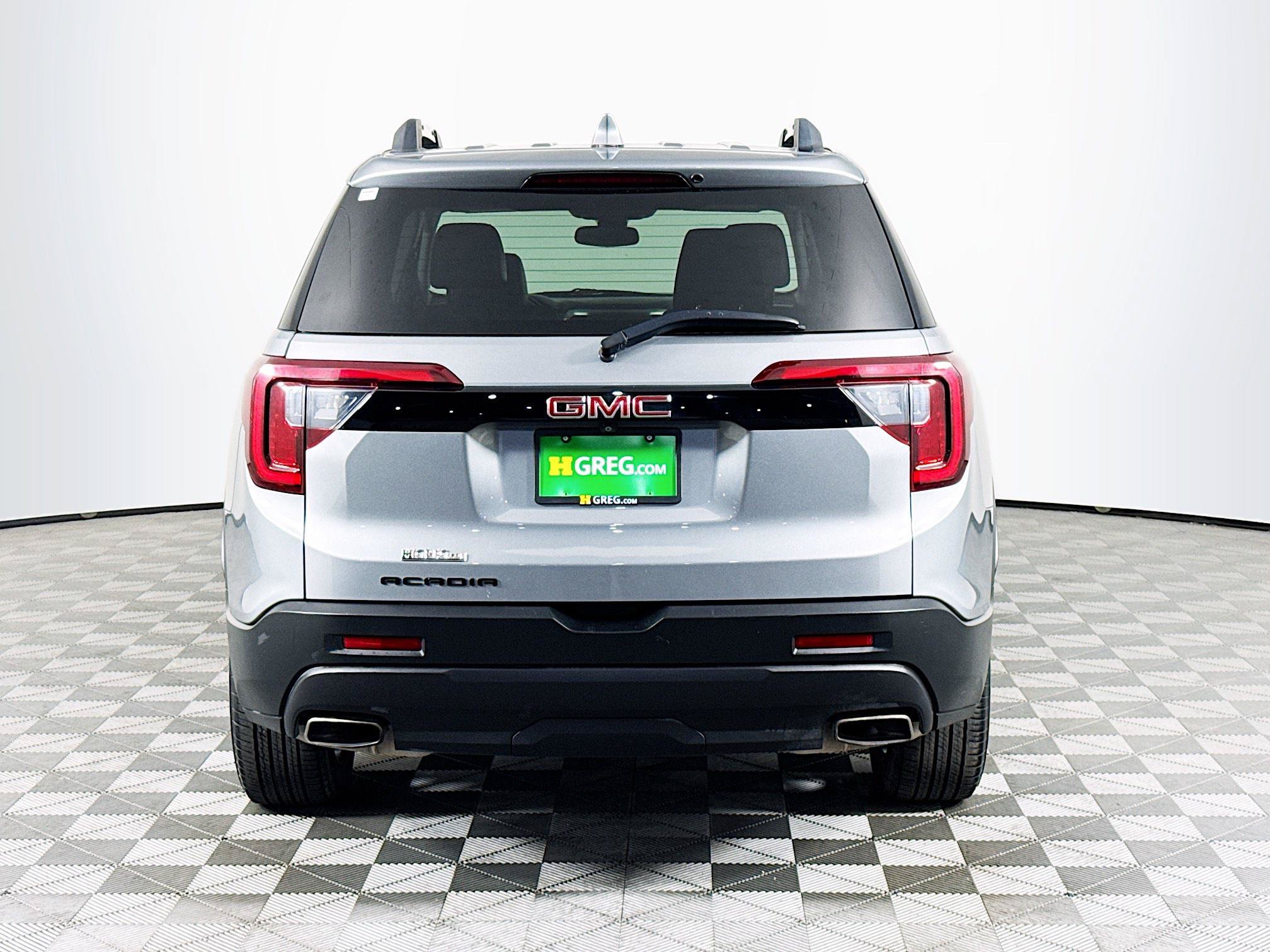 Used 2023 GMC Acadia SLT w/ Elevation Edition FWD image 7