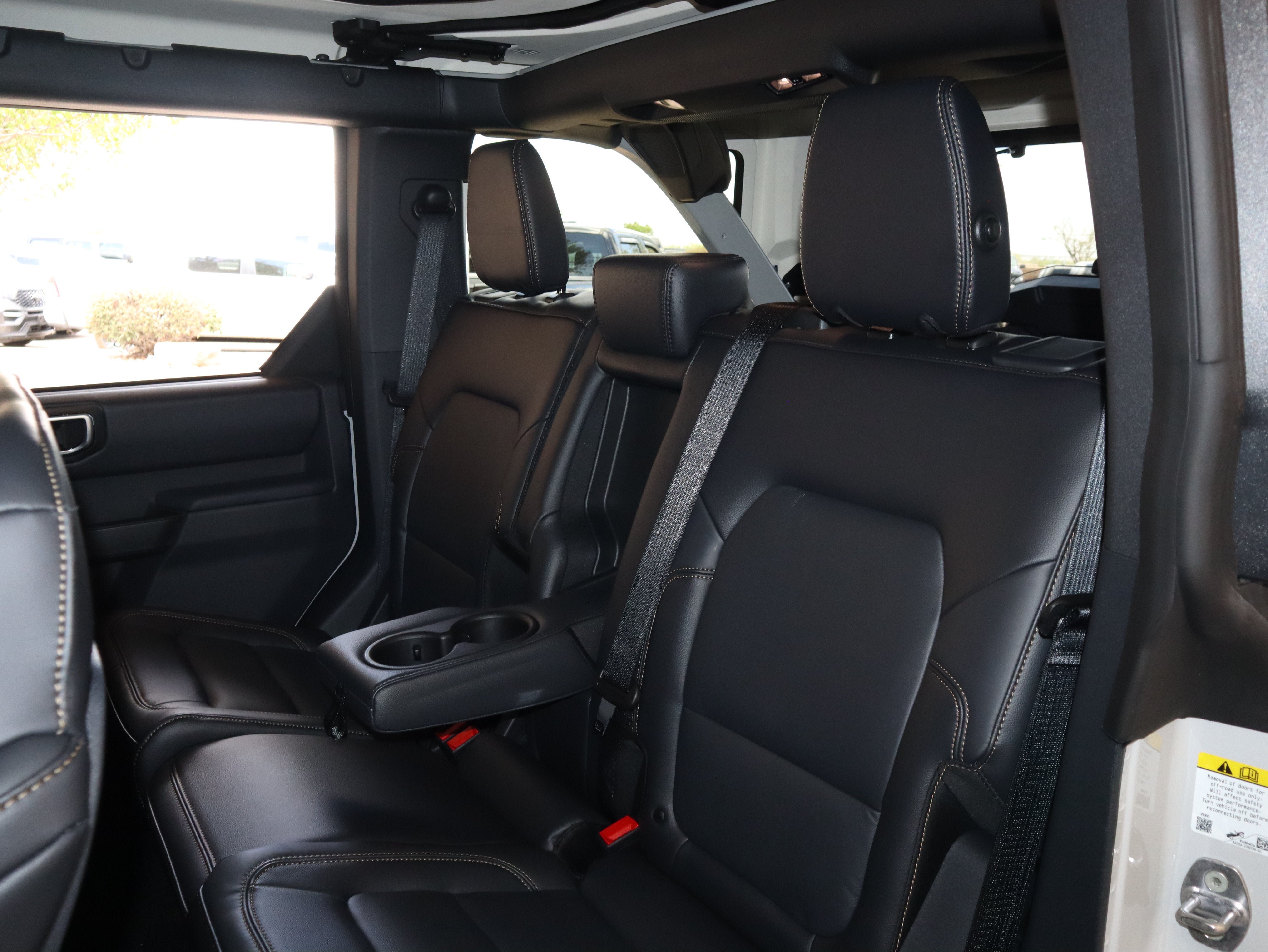 New 2026 Ford Bronco Badlands AWD/4WD image 36