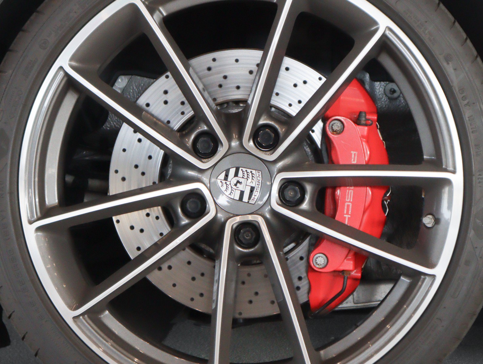Certified 2021 Porsche 911 Carrera 4S AWD/4WD image 14