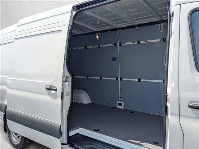 New 2026 Mercedes-Benz Sprinter 2500 image 15