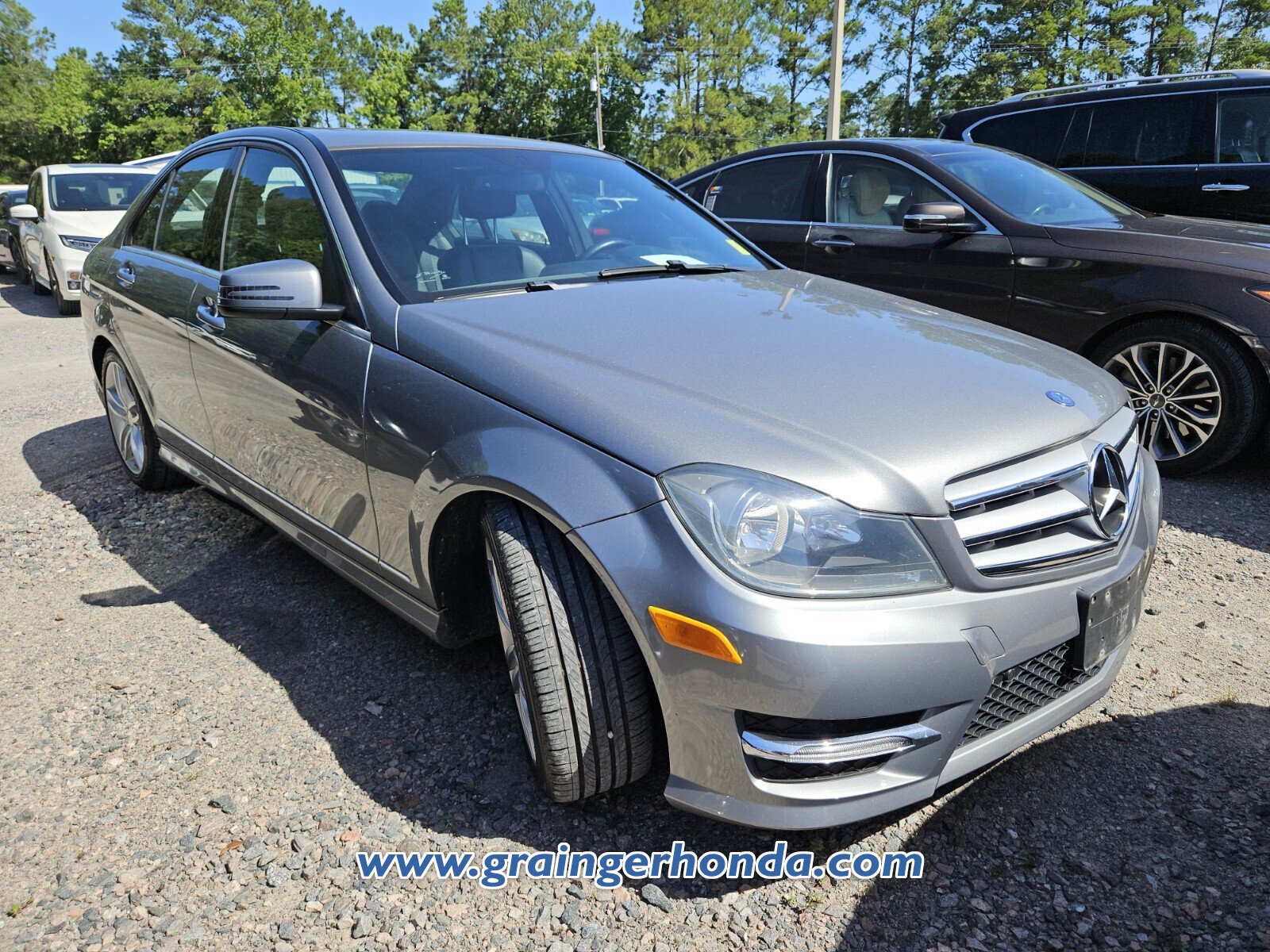 Used 2013 Mercedes-Benz C 300 4MATIC Sedan image 4