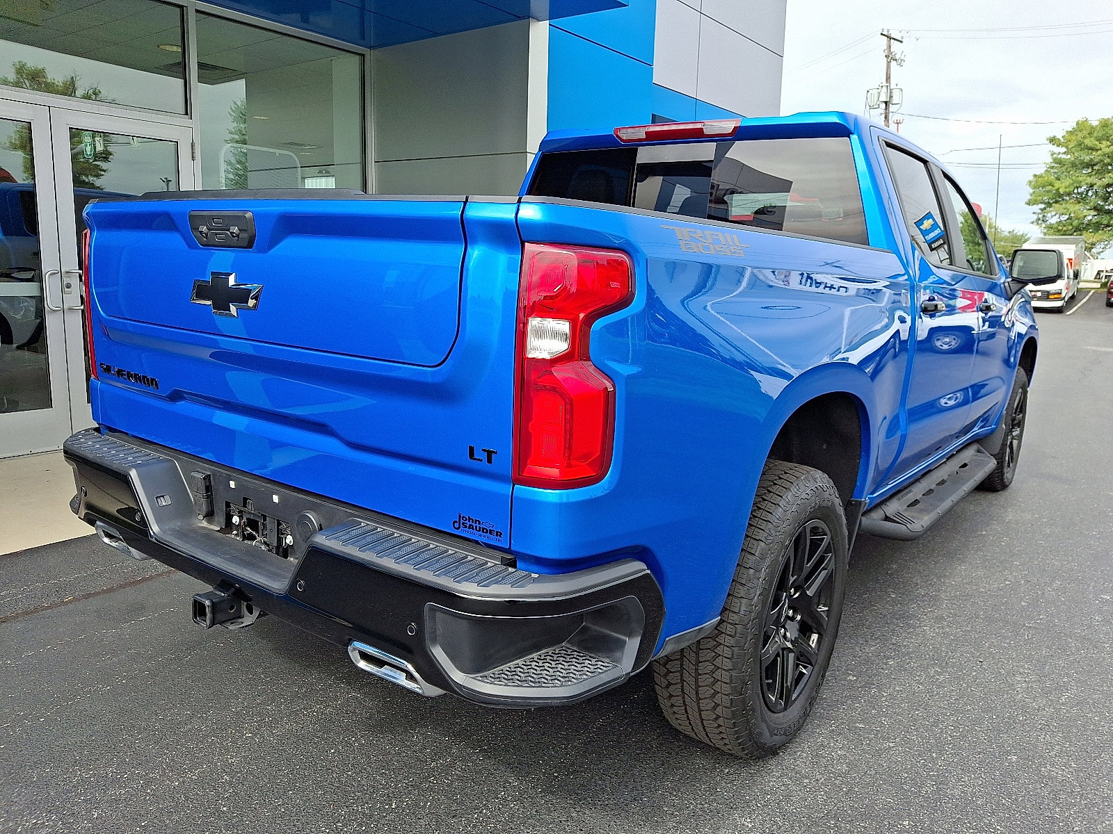 Used 2025 Chevrolet Silverado 1500 LT Trail Boss w/ LT Trail Boss Premium Package image 6