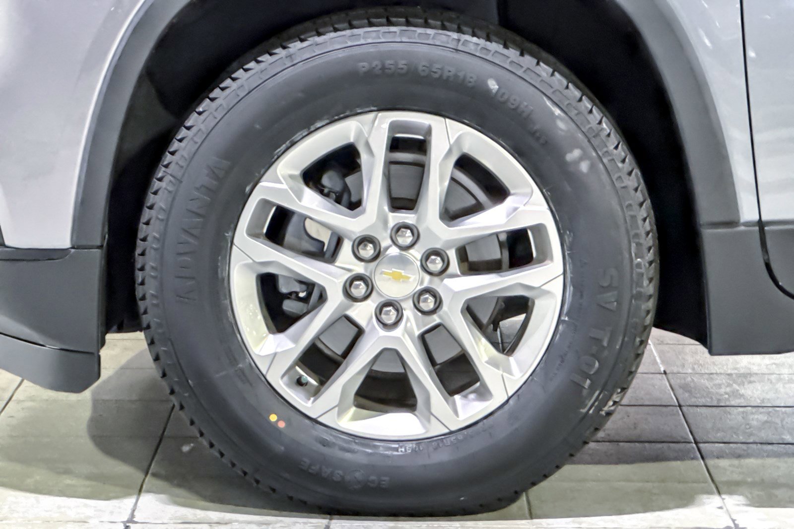 Used 2020 Chevrolet Traverse LS image 11