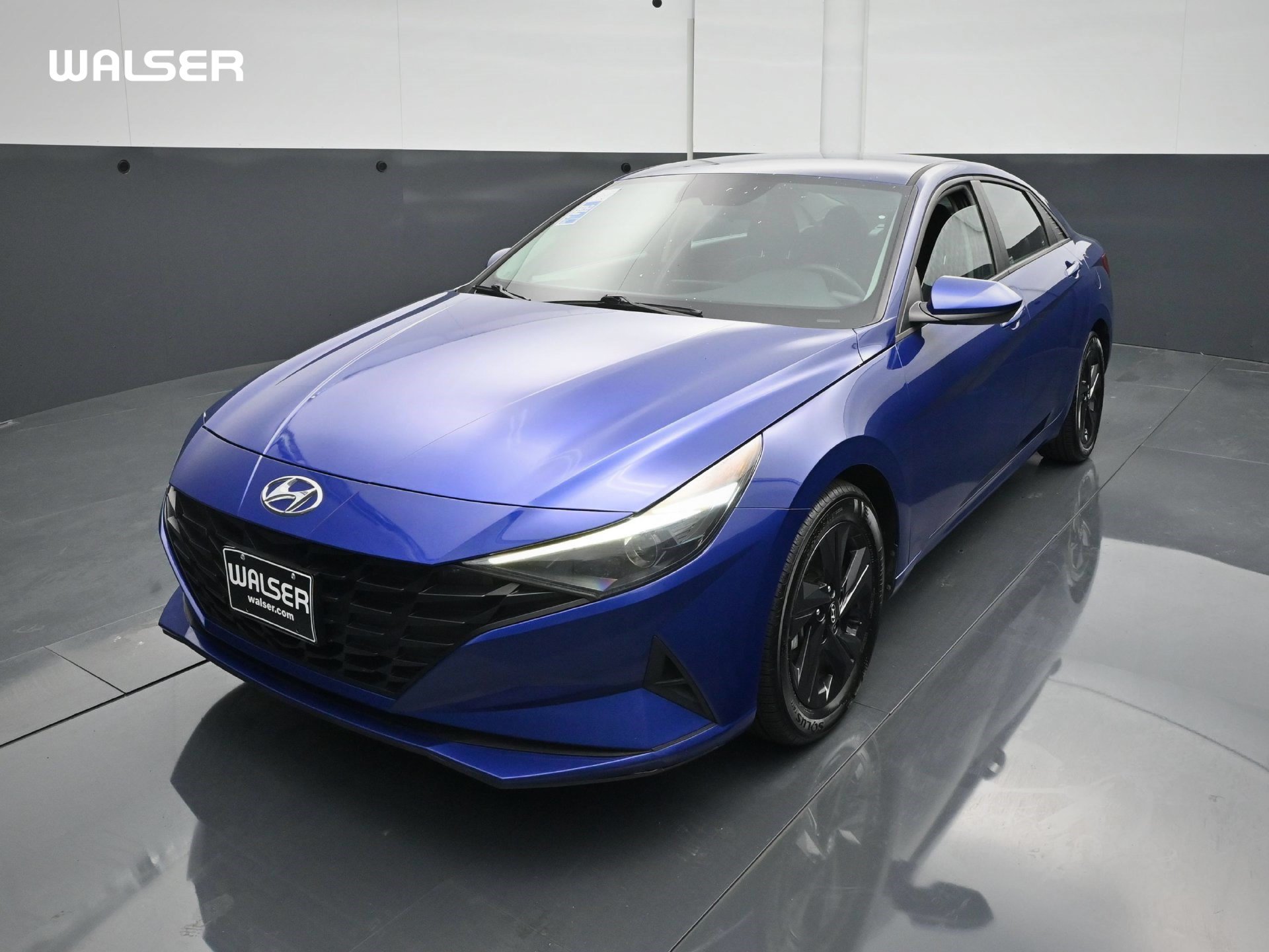 Used 2021 Hyundai Elantra SEL FWD image 1