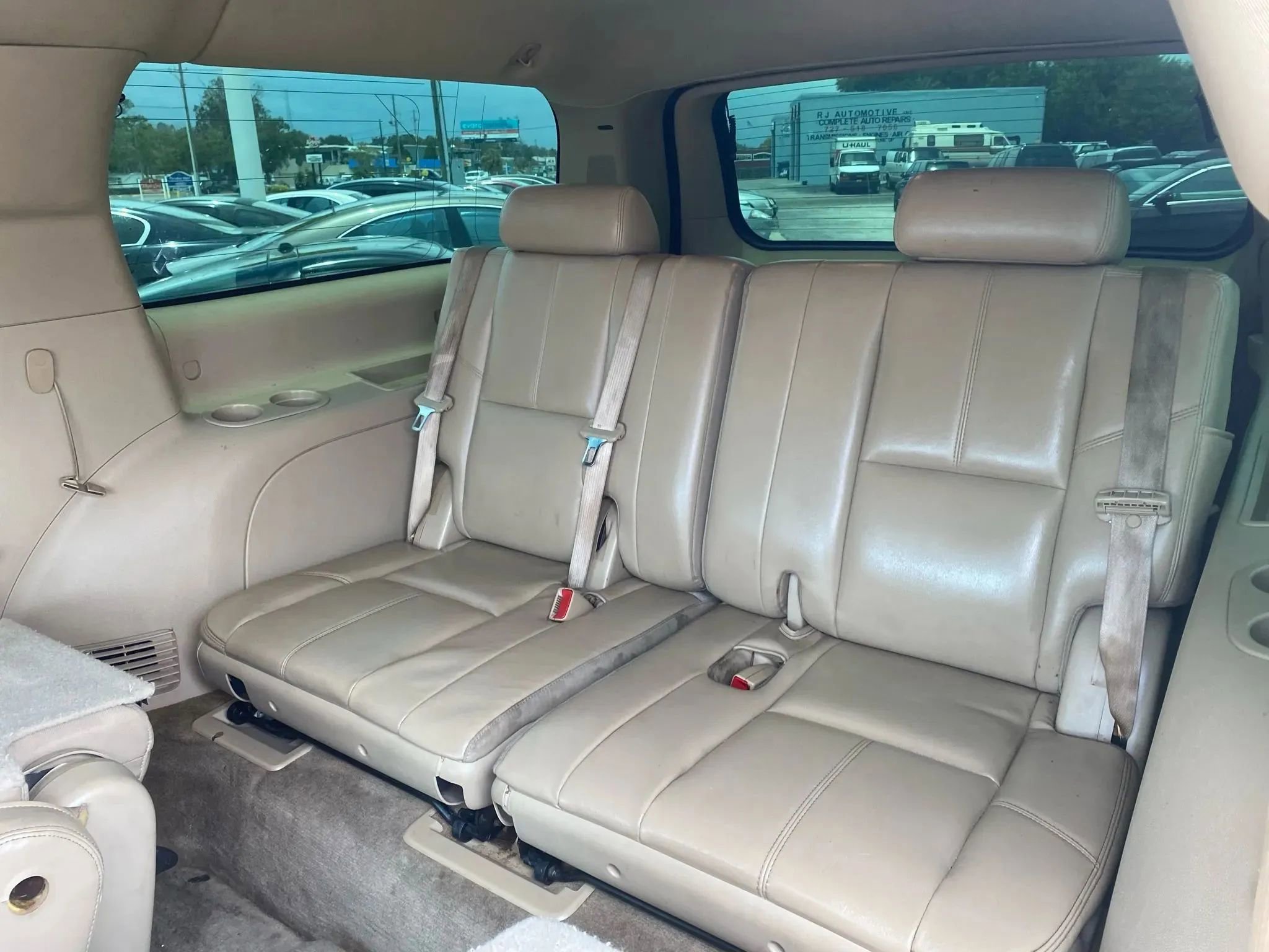 Used 2009 GMC Yukon XL Denali AWD/4WD image 26