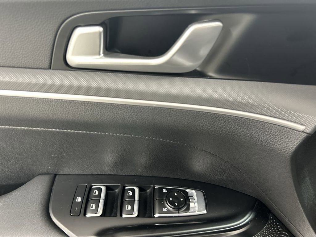 Certified 2023 Kia K5 GT-Line image 11