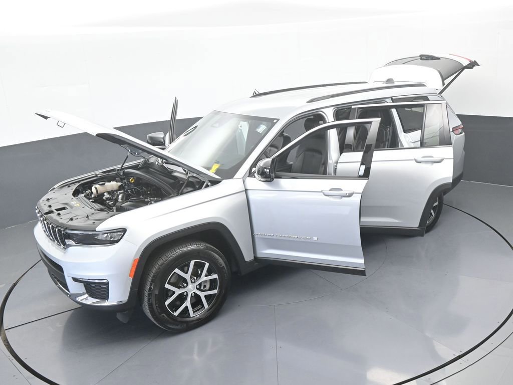 Used 2025 Jeep Grand Cherokee L Limited image 65